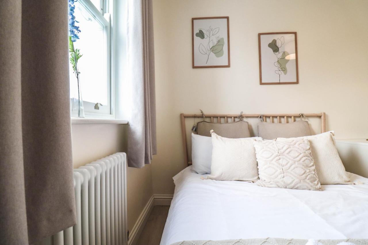 Beautiful 2-Bedroom Flat Just Steps From Oval Station Appartement Londres