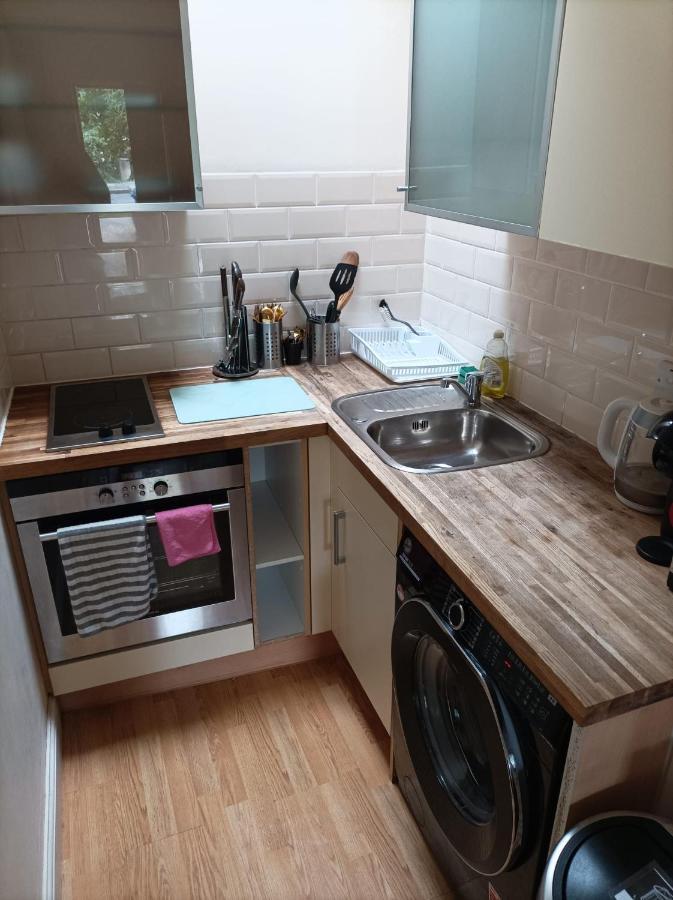 Self-contained Private Unit 1 Appartamento