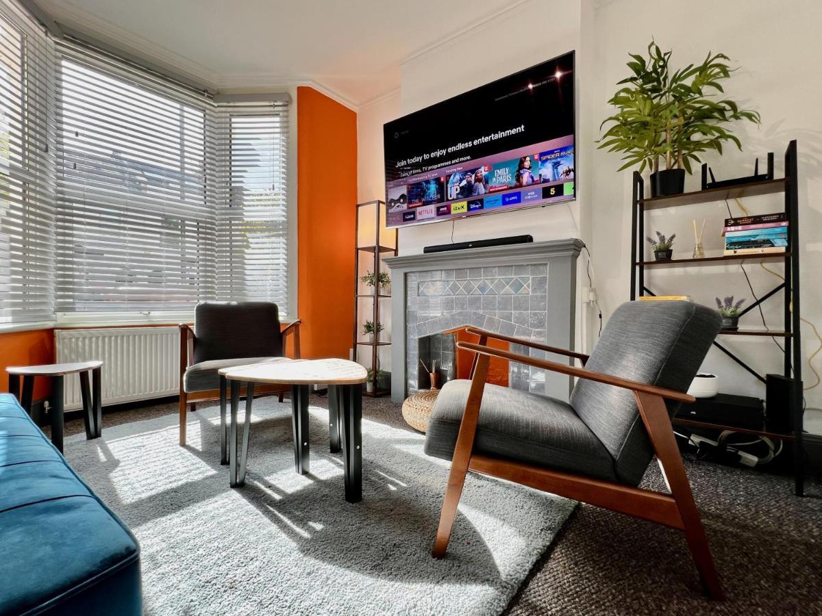 Vakantiehuis Clarence House 3 Bedrooms 8min To Station E17 North East *
