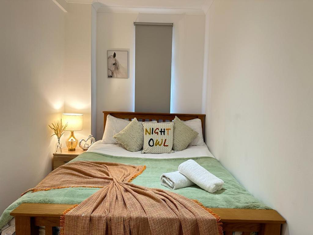 Lejlighed Stylish 1-bedroom And Living In