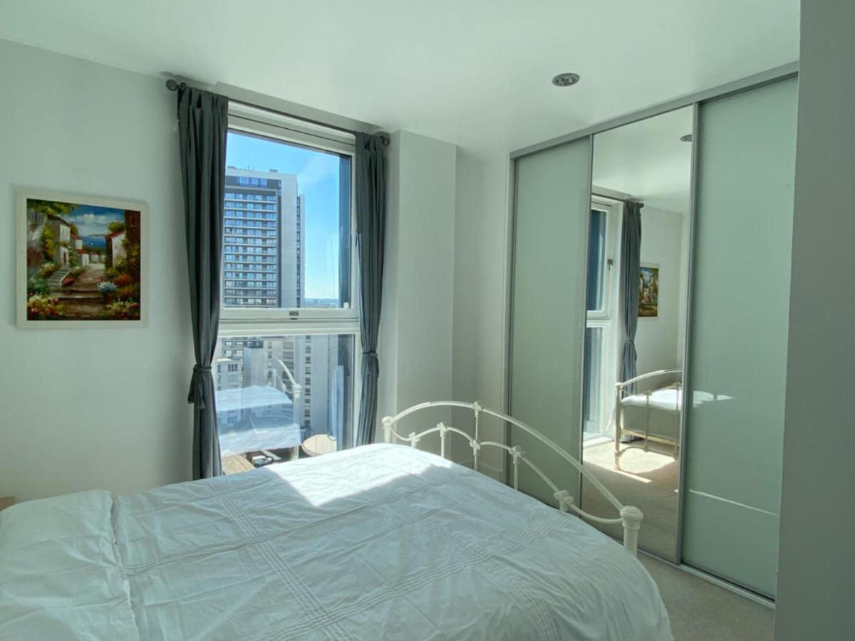 Lägenhet Morden 2bed2bath Zone2 City/river View