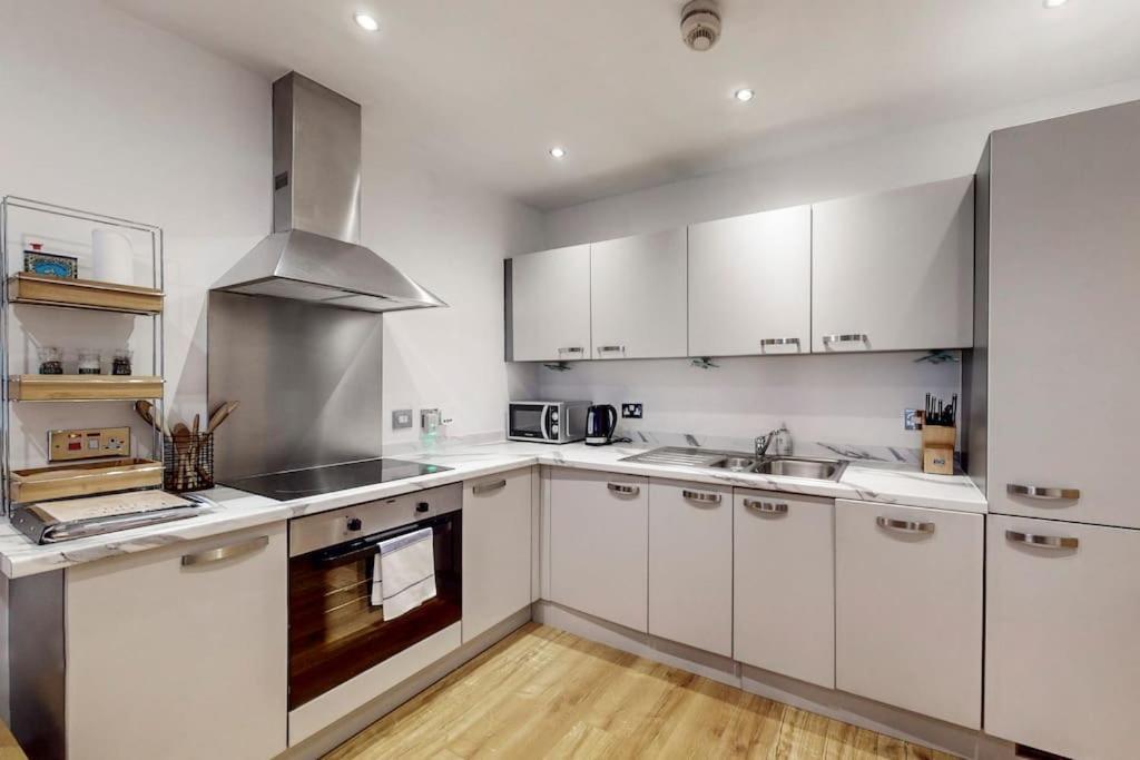 Lägenhet Bright & Beautiful 1 Bedroom Flat In Bridge *