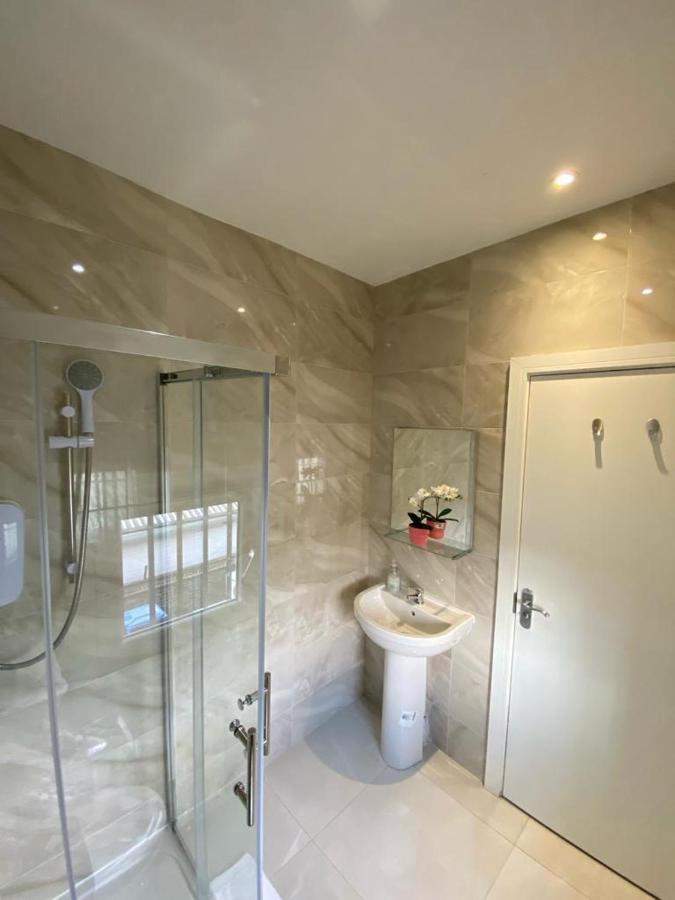 Lägenhet Holloway - Next To Emirates Stadium - Private Bathroom - Shared Kitchen *