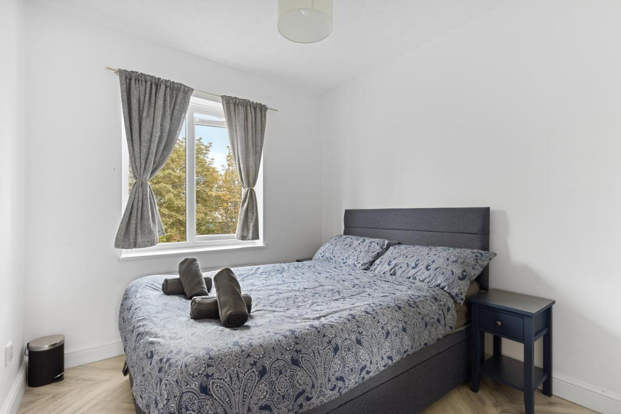 Tranquil 1 Bed Flat In East Leilighet