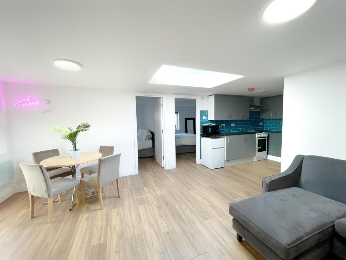 Prime Woolwich 2 Bed Gem London