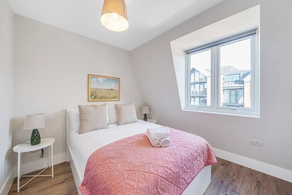 Tranquil 2-bed Oasis In Tooting 20 Min To Central Leilighet London