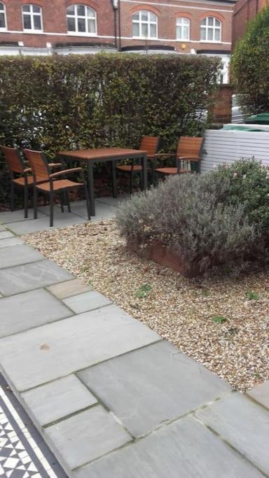 Stunning Three Bed In West Hampstead * Londra