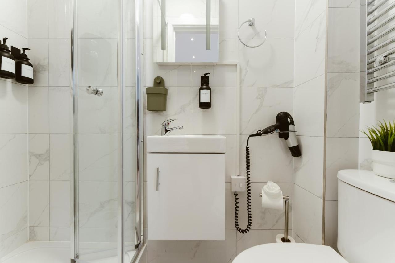 The Finsbury Park Star Guest house *
