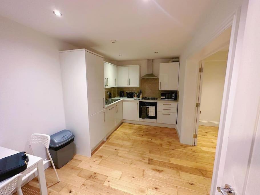 1 Bed Flat Near Lejlighed London