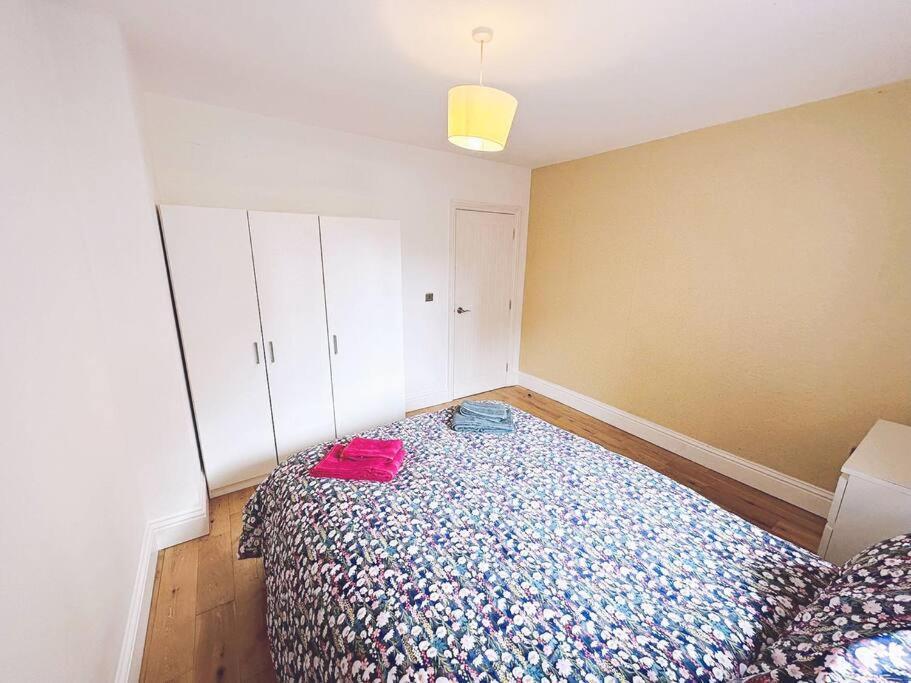 1 Bed Flat Near Lejlighed