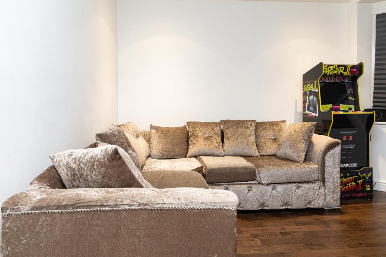 Bonneville House, Private Jacuzzi And Modern Interior * Londra