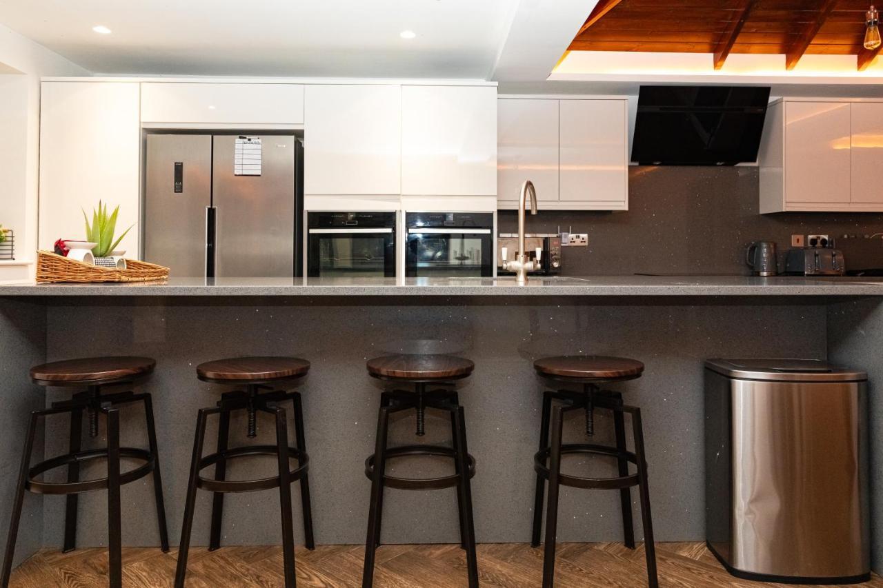 Casa vacanze Bonneville House, Private Jacuzzi And Modern Interior Londra