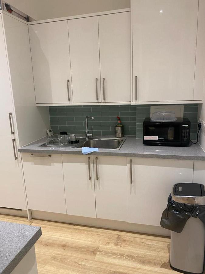 Stunning 1-bed In Lägenhet *