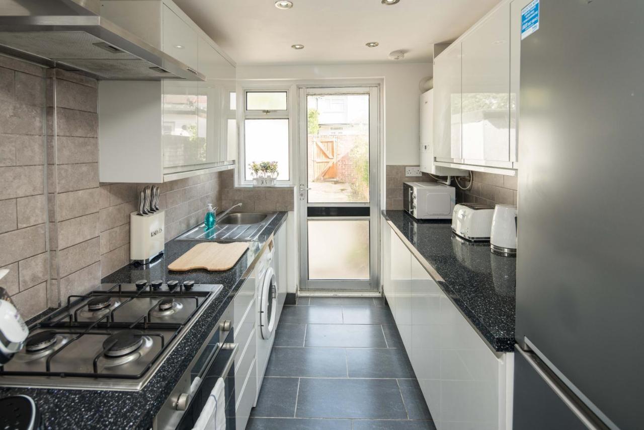Apartment Jb Wembley *