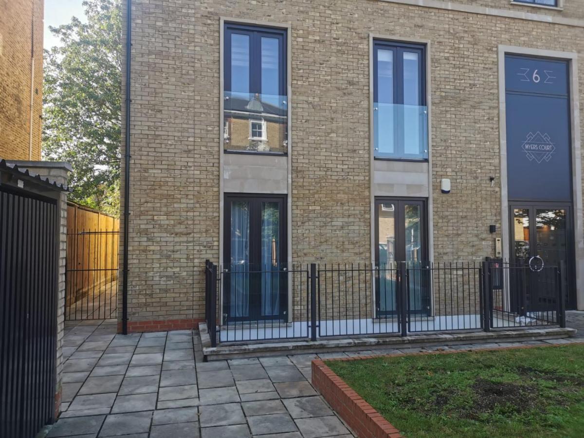 Comfortable London Retreat - Sleeps 6 Holiday home London