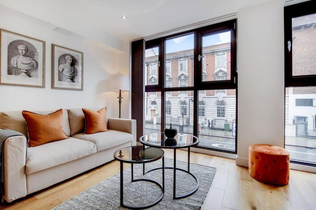 Br2 - Stunning 1 Bed Heart Of Borough * Londen