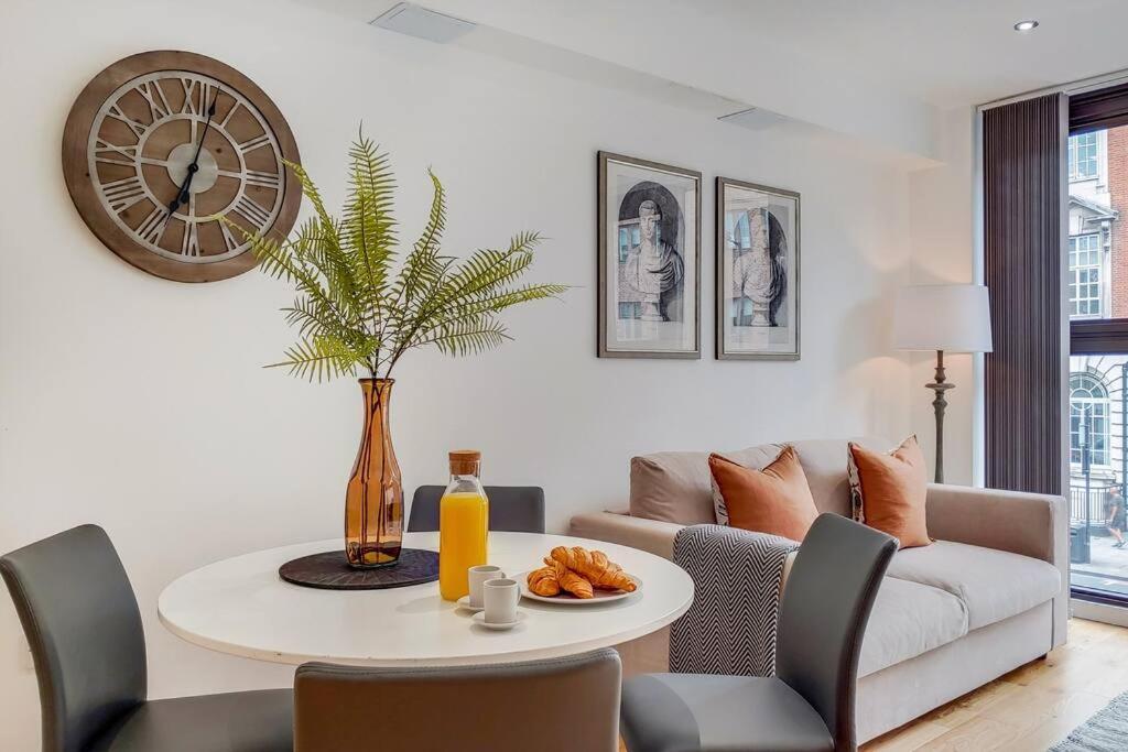 Br2 - Stunning 1 Bed Heart Of Borough Appartement *