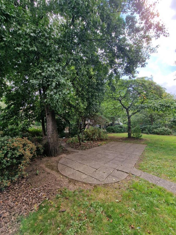 Double With Excellent Views - Central London