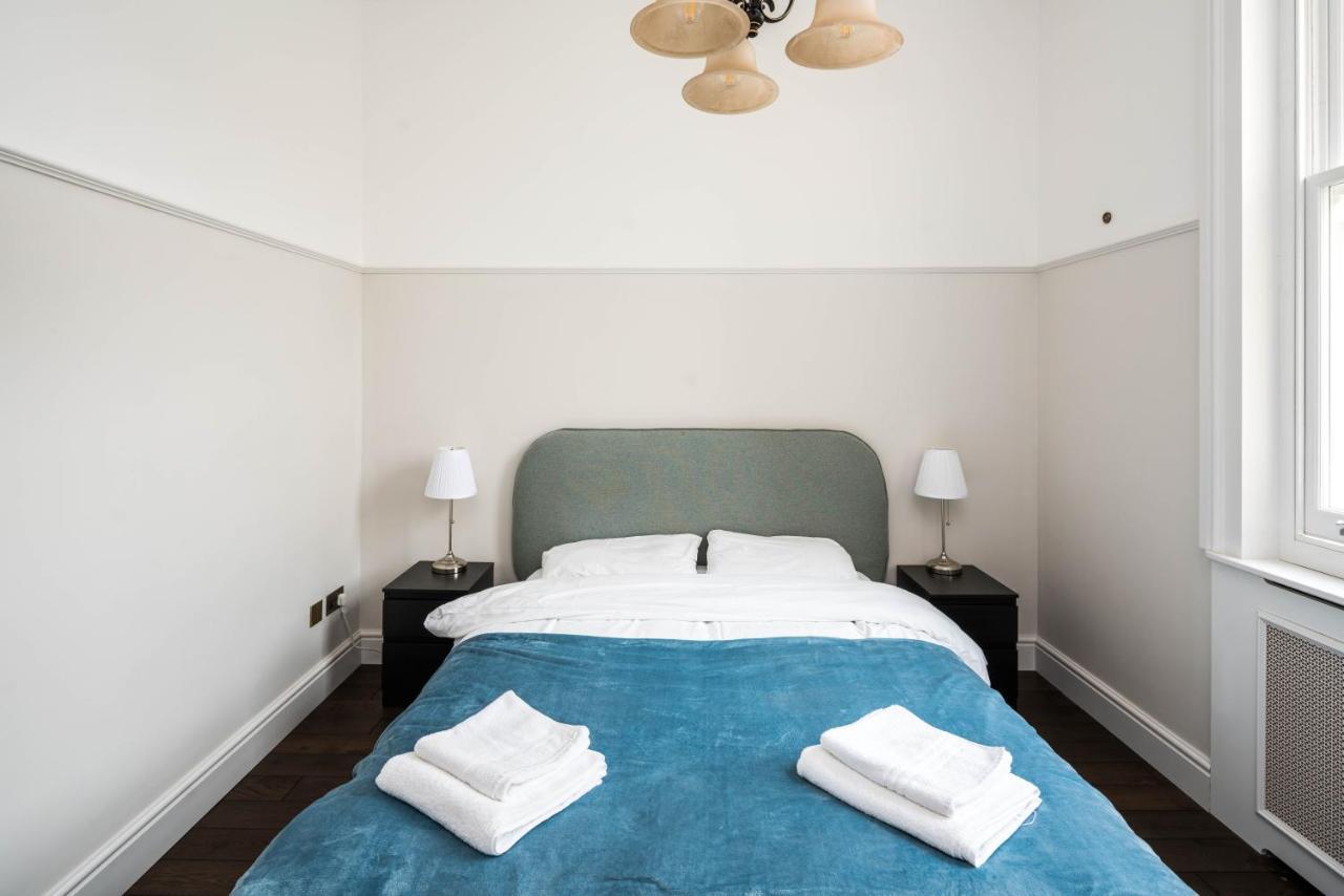 4 Bedroom House Up To 10 People At Heart Of Kensington And Chelsea Lejlighed London