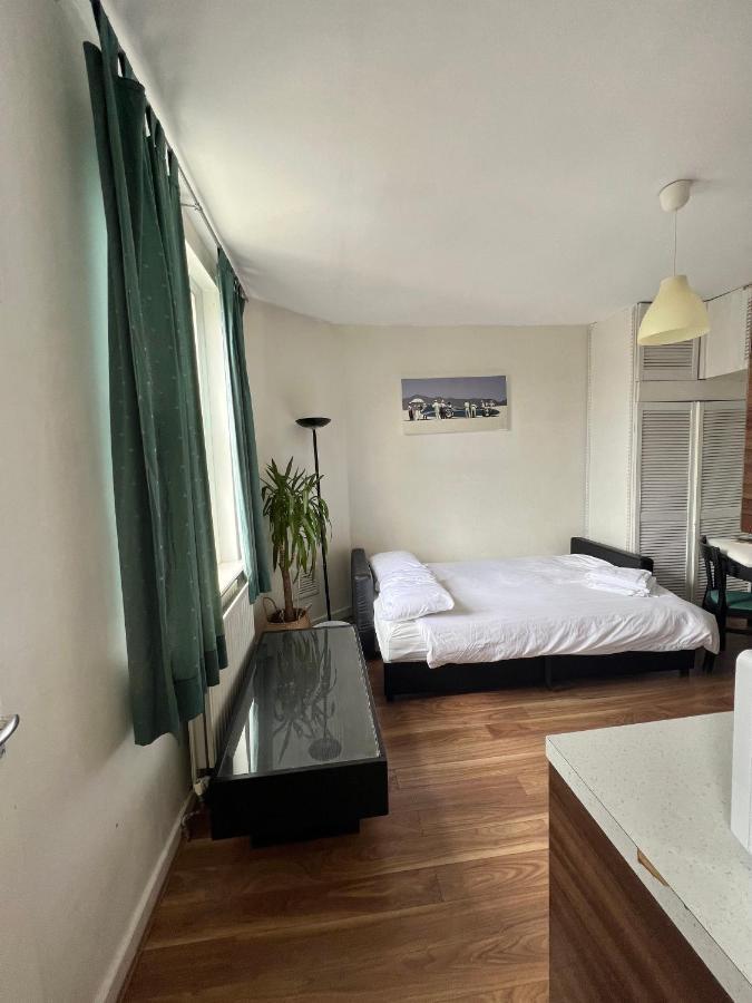 Bright Near Hyde Park Sleeps 4 Lejlighed *
