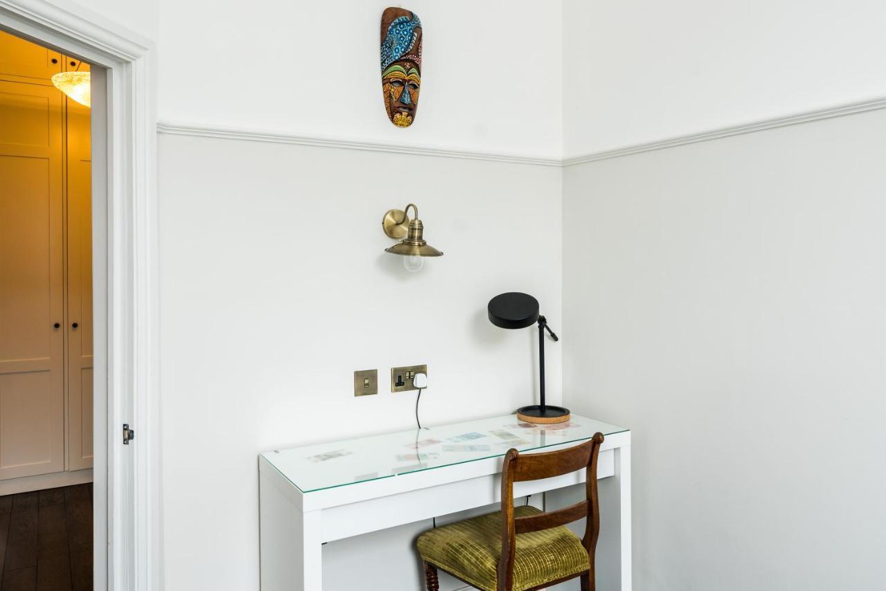 4 Bedroom House Up To 10 People At Heart Of Kensington And Chelsea Lejlighed London