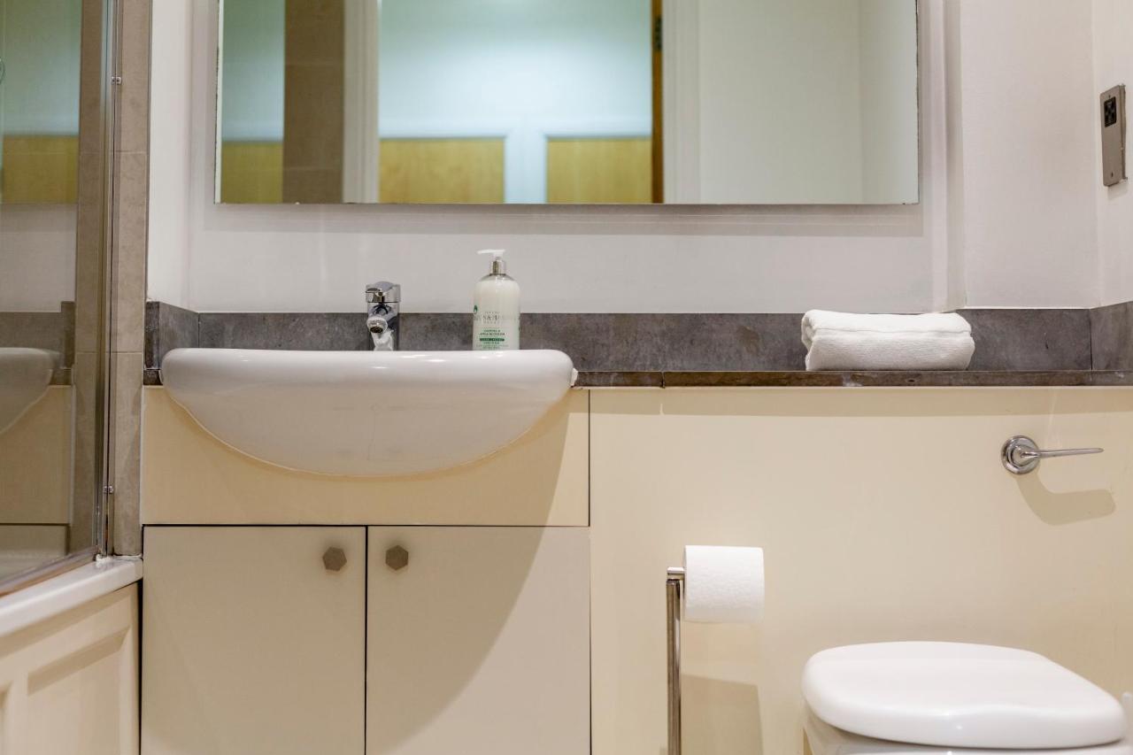 Beautiful 1bdr Near Clapham Common Lägenhet