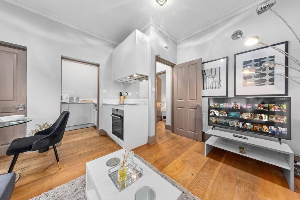 Sleep4 In Heart Of Fitzrovia Near Oxford Cl6 Lejlighed London