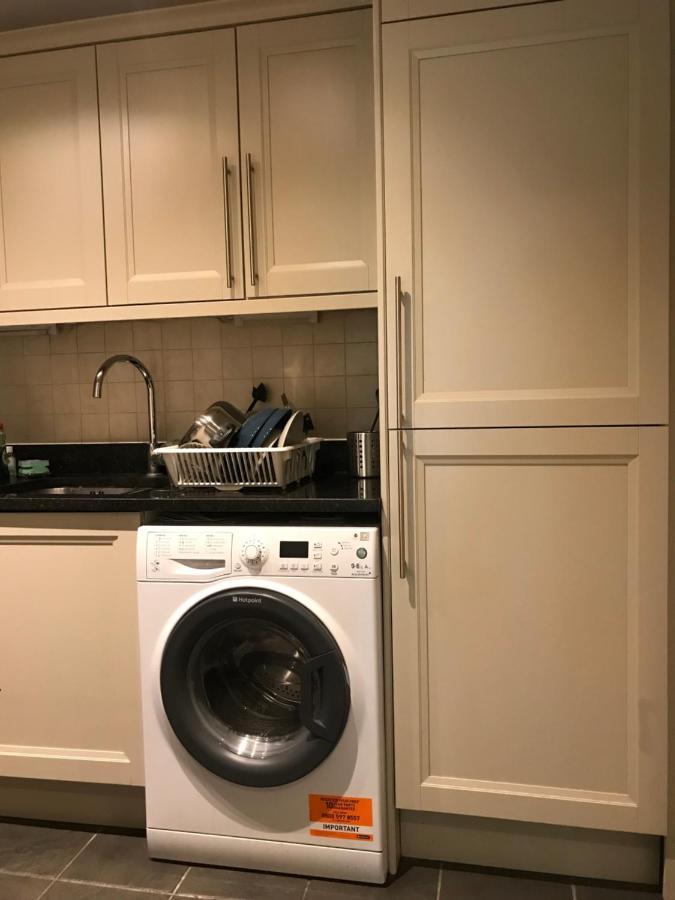Key & Flowers - Kensington 1 Apartment *