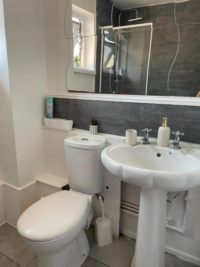 Single And Doubles Close To Rum i privatbostad London