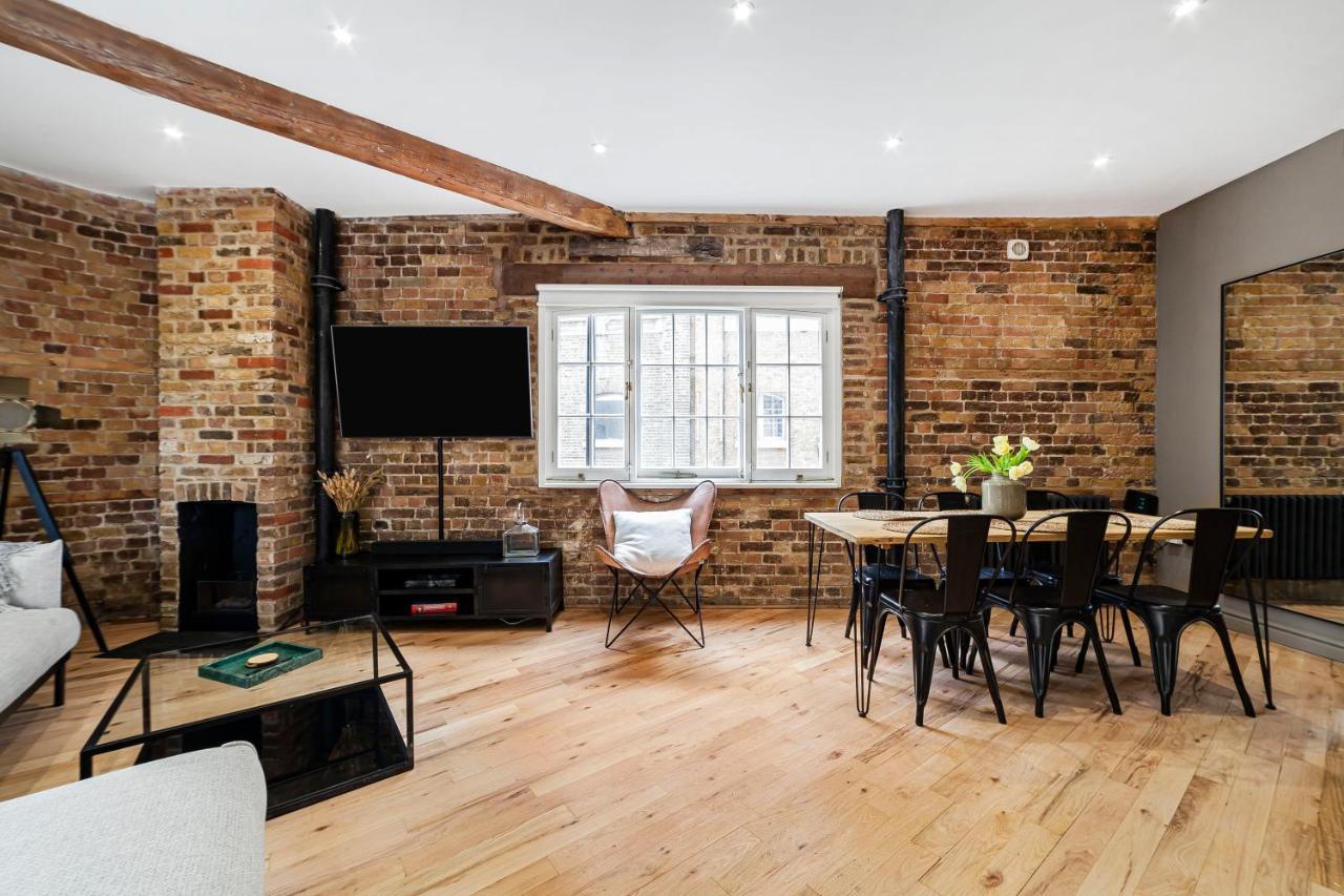 Newly Refurbished Warehouse Cnv 2br Bermondsey Appartement