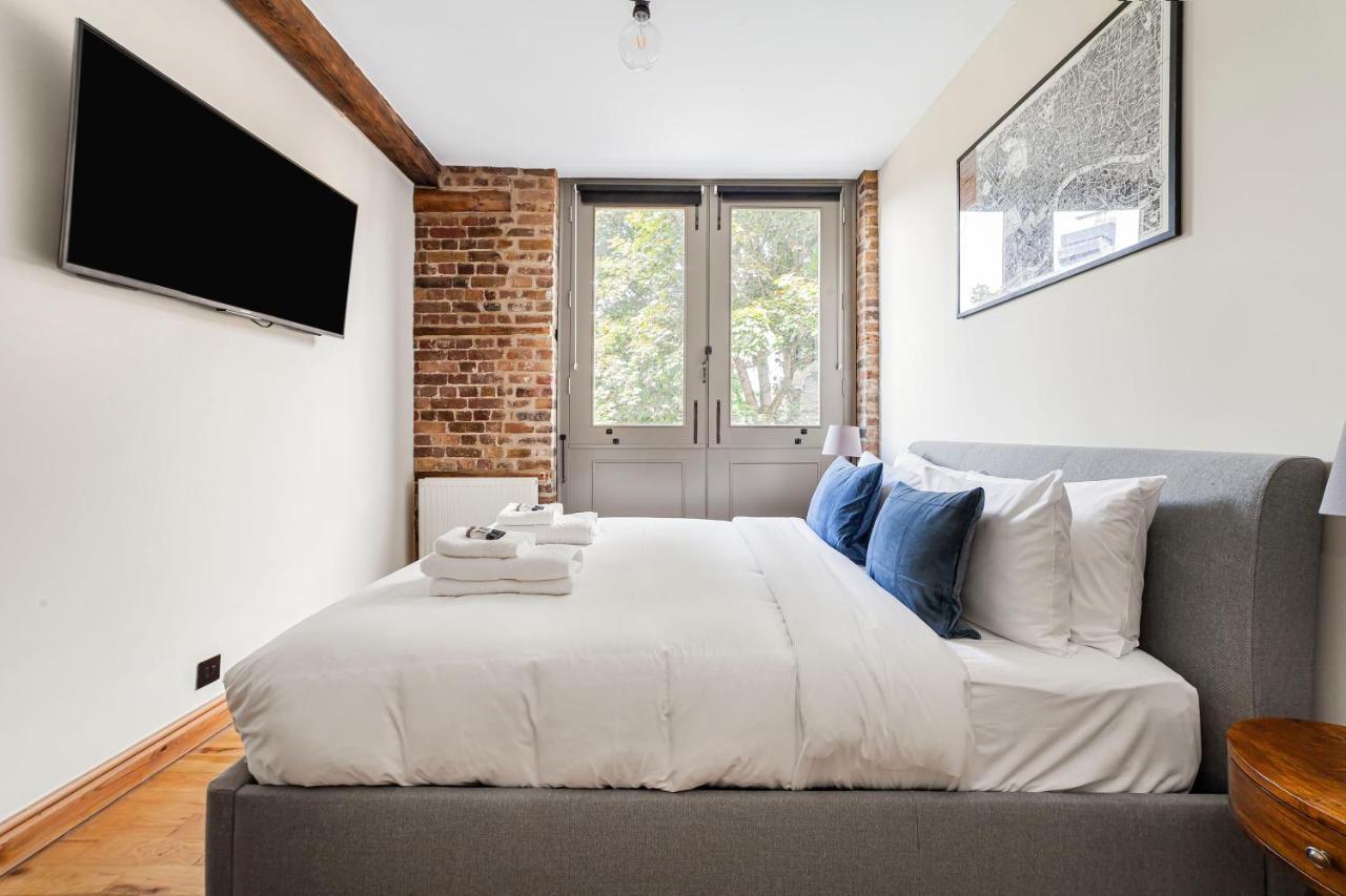 Newly Refurbished Warehouse Cnv 2br Bermondsey Appartement *