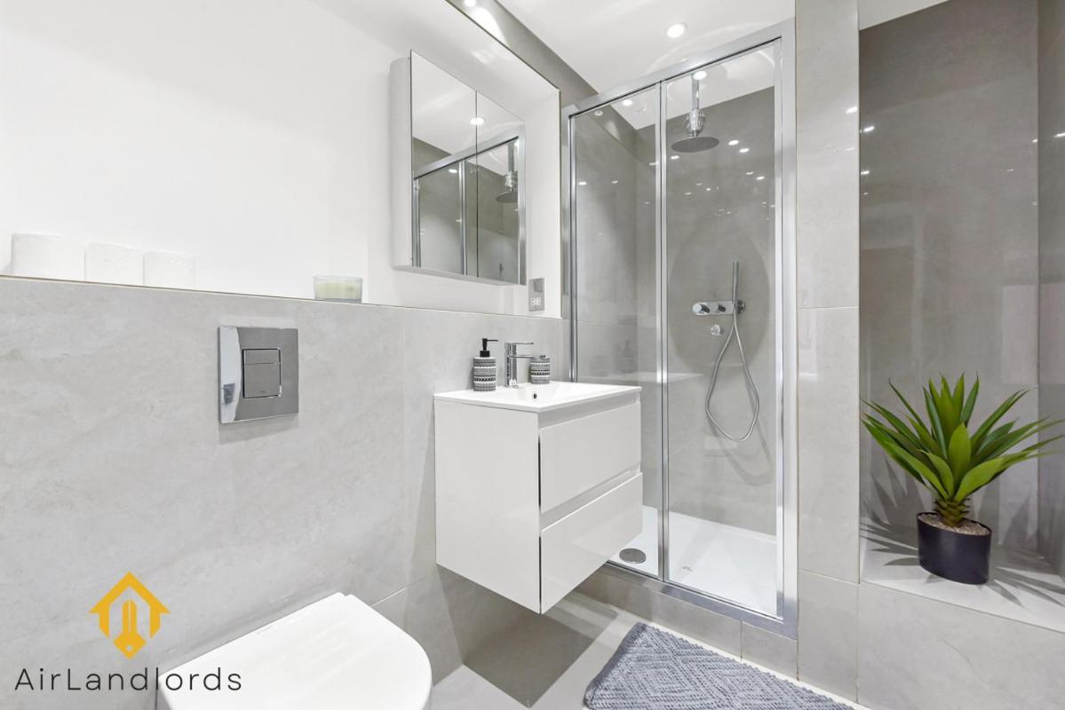 Exclusive 2 Bedroom Flat Near Buckingham Palace Londen