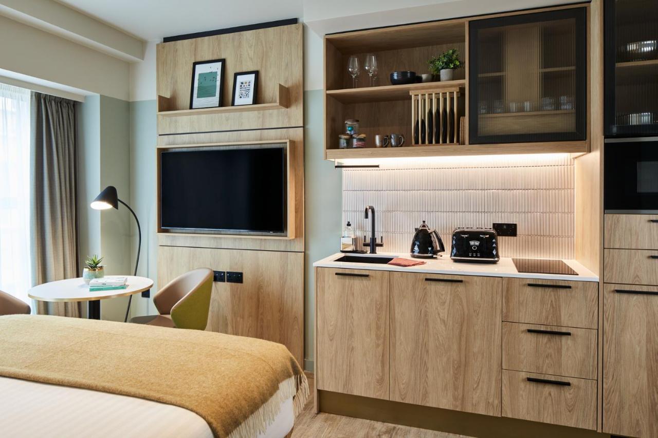 Master St. Paul's Apartment *