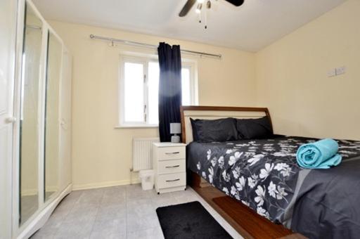 Crown House Holiday home London