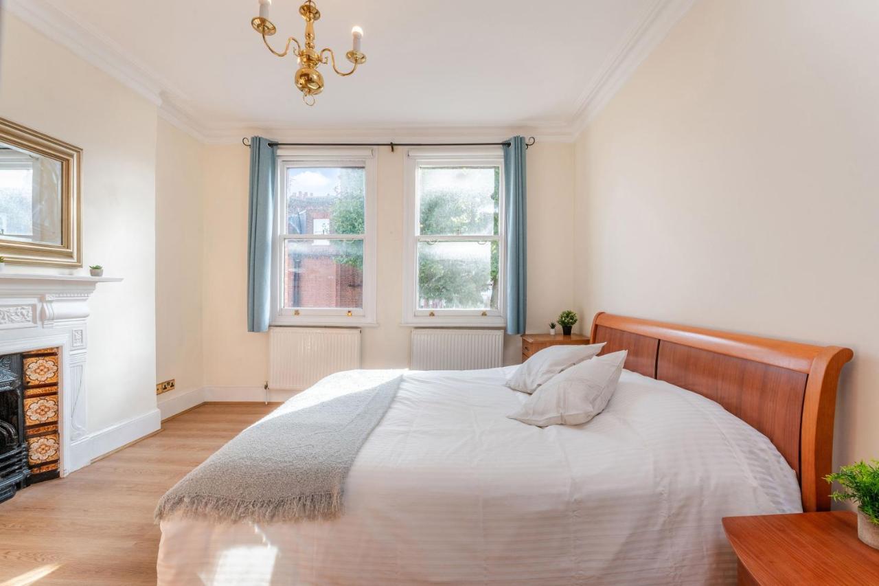 Luxury 2 Bedroom Near Notting Hill Lägenhet London