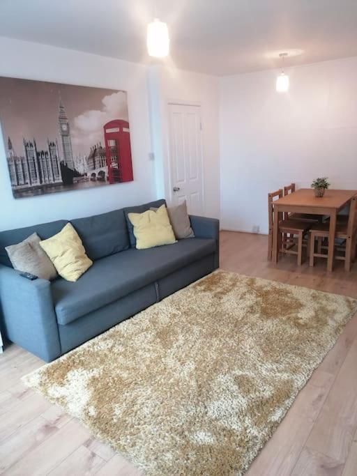 Lägenhet Self Contained 2 Bedroom Flat In Southwark London