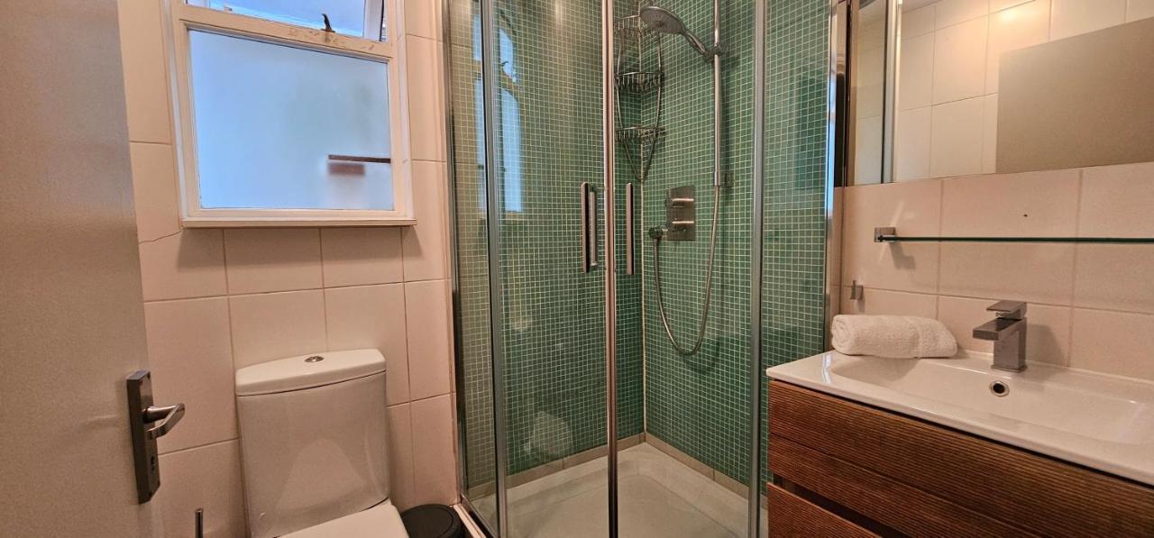 Victorian Superior Property Guest house