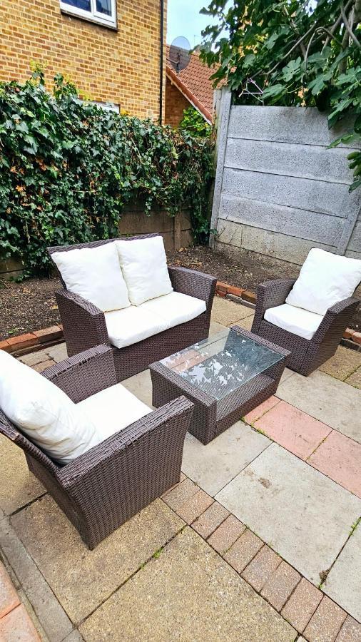 3 Bedroom House In Tottenham 10 Mins Walk From Seven Sisters Station Appartamento *