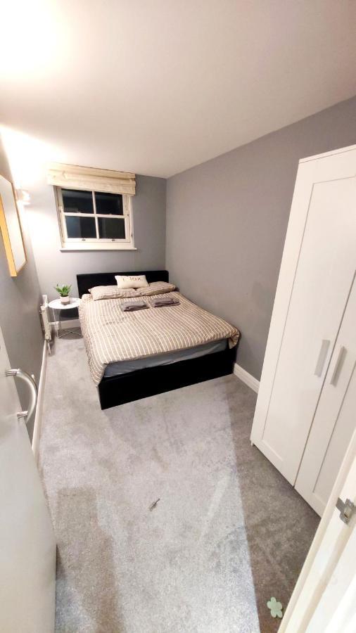 Amazing Flat Near South Kensington - 2 To 3 Bedrooms Appartement *