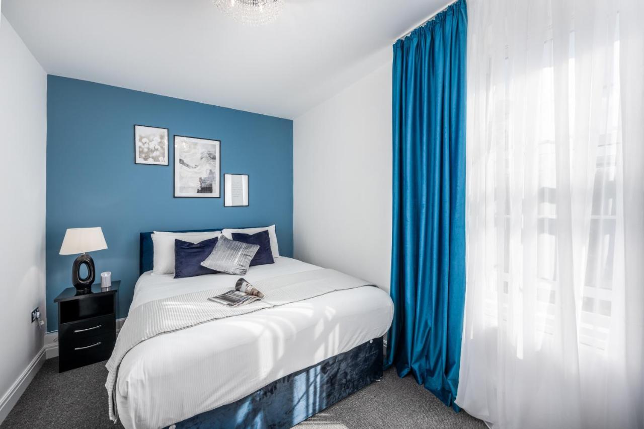 Lägenhet Cosy 4-bedroom Next To Borough