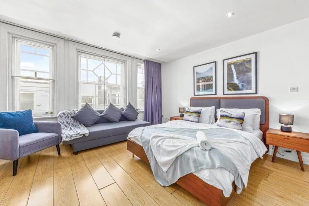 1 Bedroom Flat Piccadilly Sleep 7 In Vr10 London