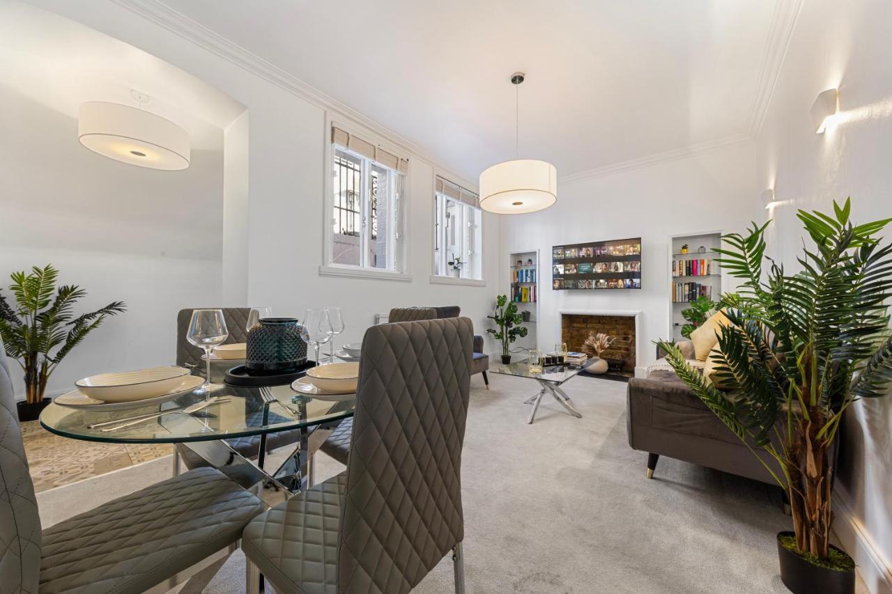 Lägenhet Harrods 2 Bed Lux Flat W/patio London