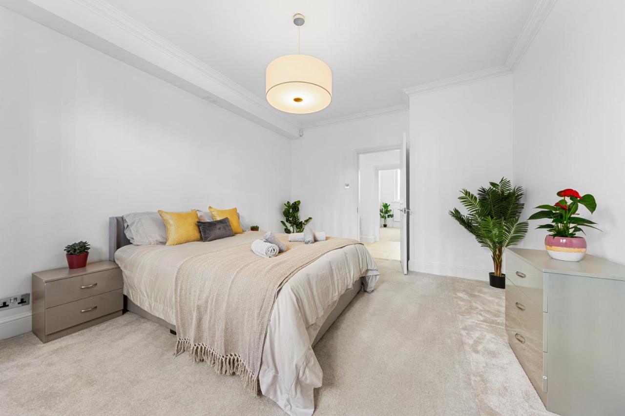 Lägenhet Harrods 2 Bed Lux Flat W/patio London