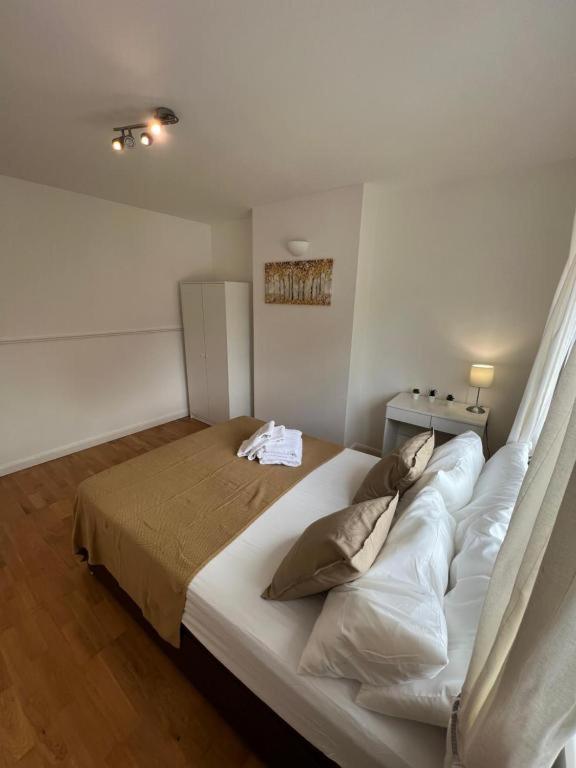 Stunning House 15 Min From Wembley Arena Londen