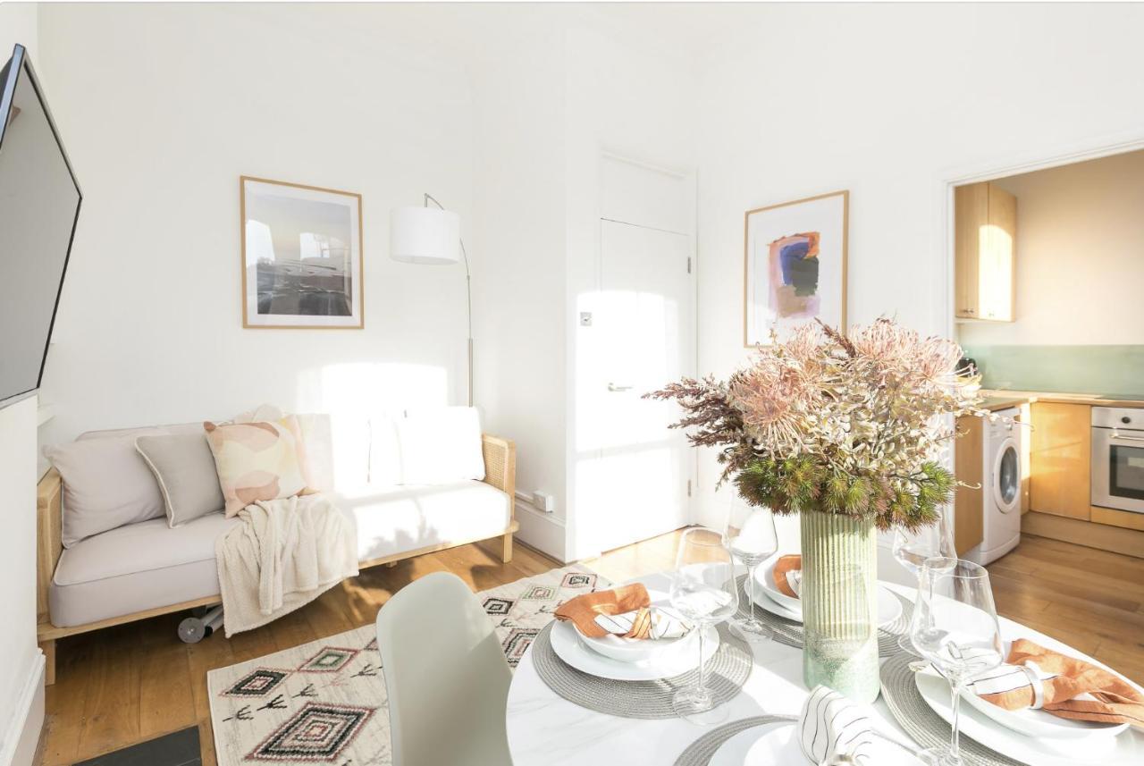 Sun Drenched 1 Bedroom In Farringdon Londen