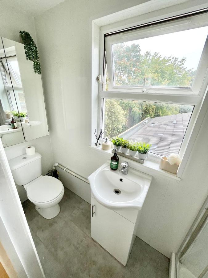 Luxury En-suite Double Bedroom Stratford E15 Maison d'hôtes