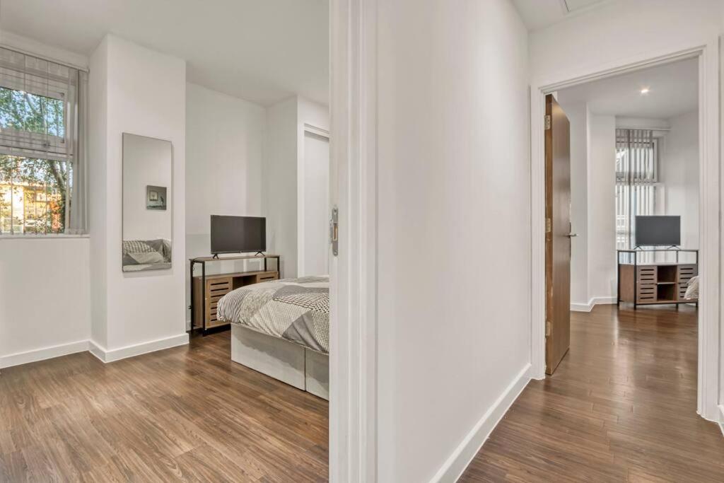 Appartement Heathrow 2-bedroom Urban Oasis Londres