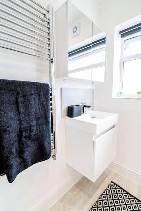 Appartement Rare 1 Bed Flat Close To Station - 10mins To *