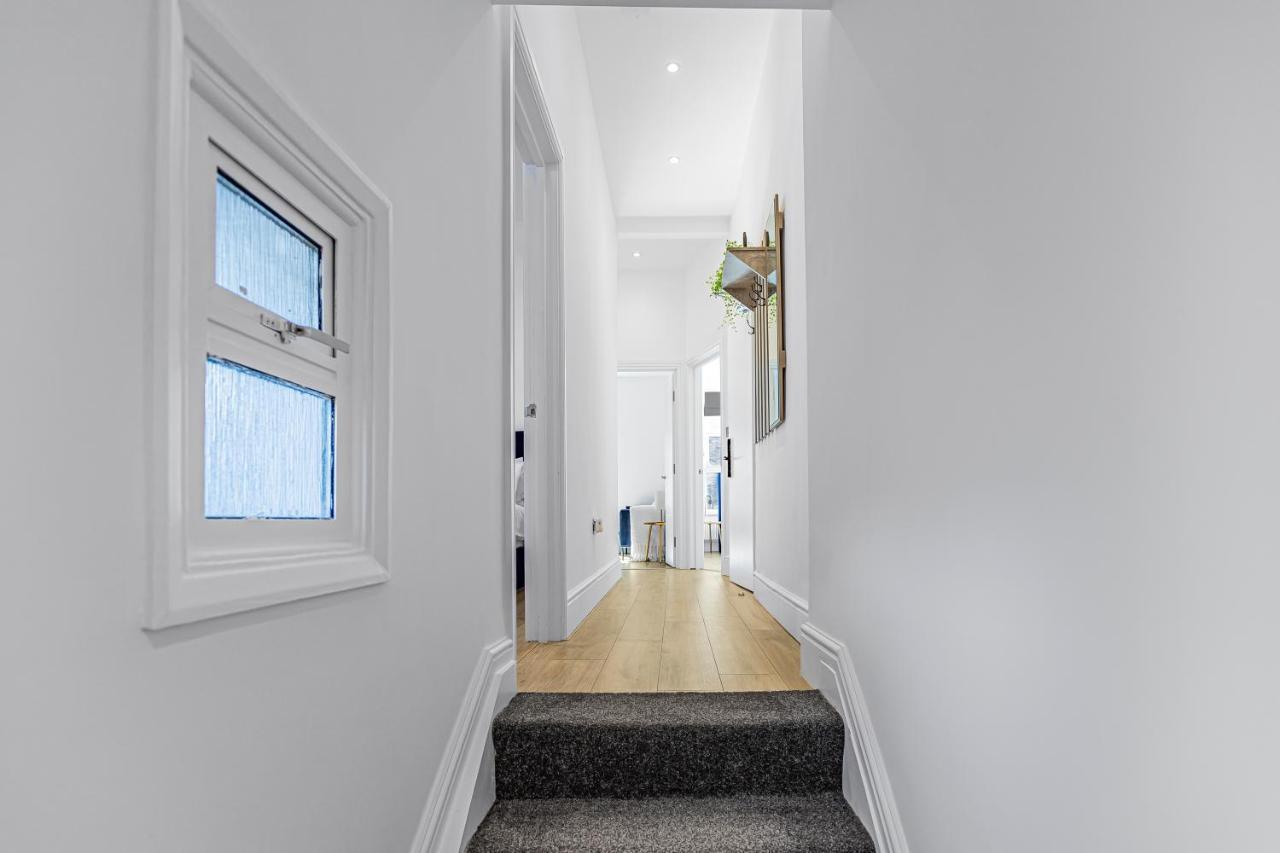 Modern 3 And 2 Bedroom In Maida Vale Appartement