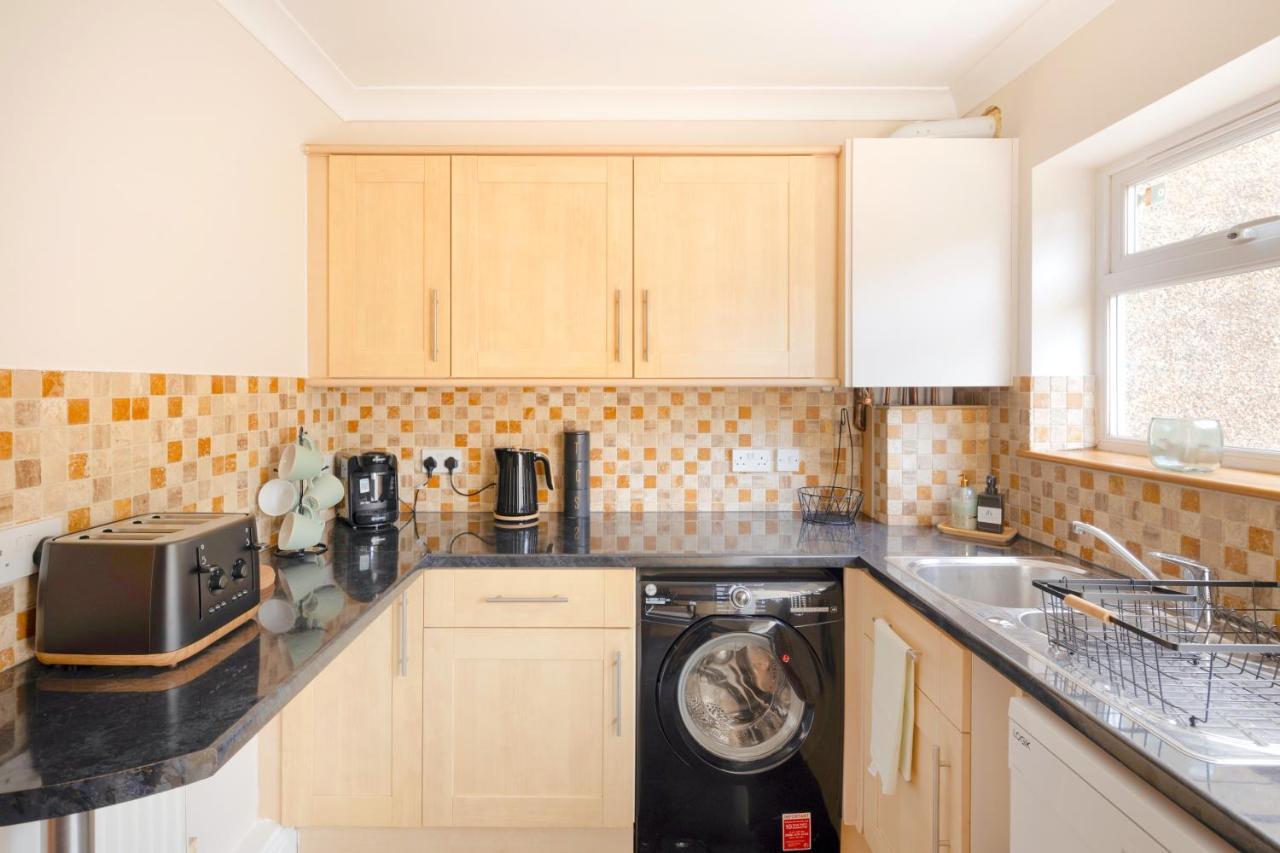 Holiday home Stylish House In Wimbledon London